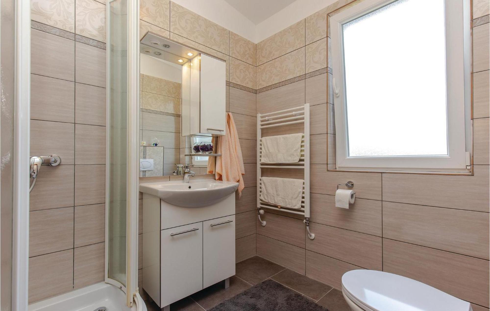 Gorgeous Apartment In Crikvenica With Kitchen Eksteriør bilde