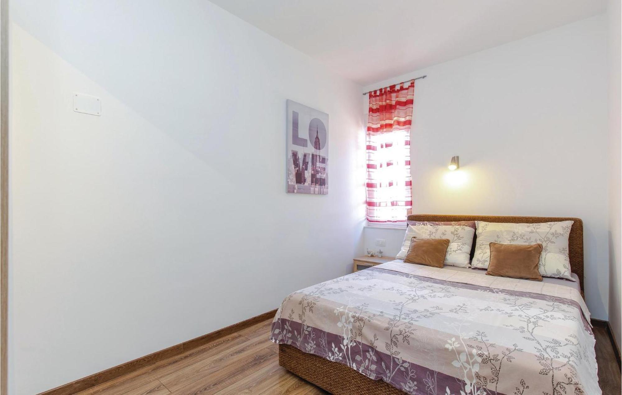Gorgeous Apartment In Crikvenica With Kitchen Eksteriør bilde