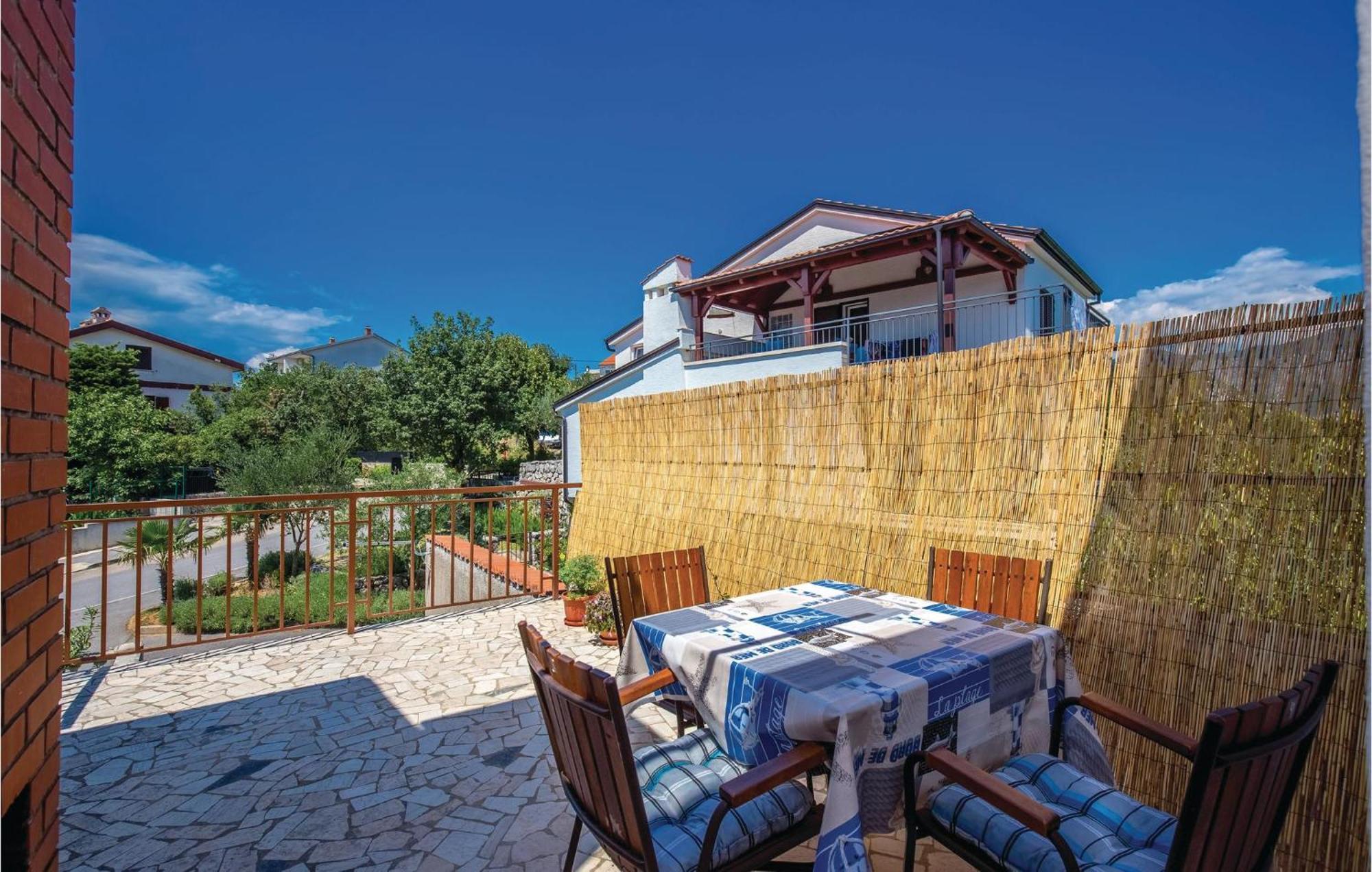 Gorgeous Apartment In Crikvenica With Kitchen Eksteriør bilde