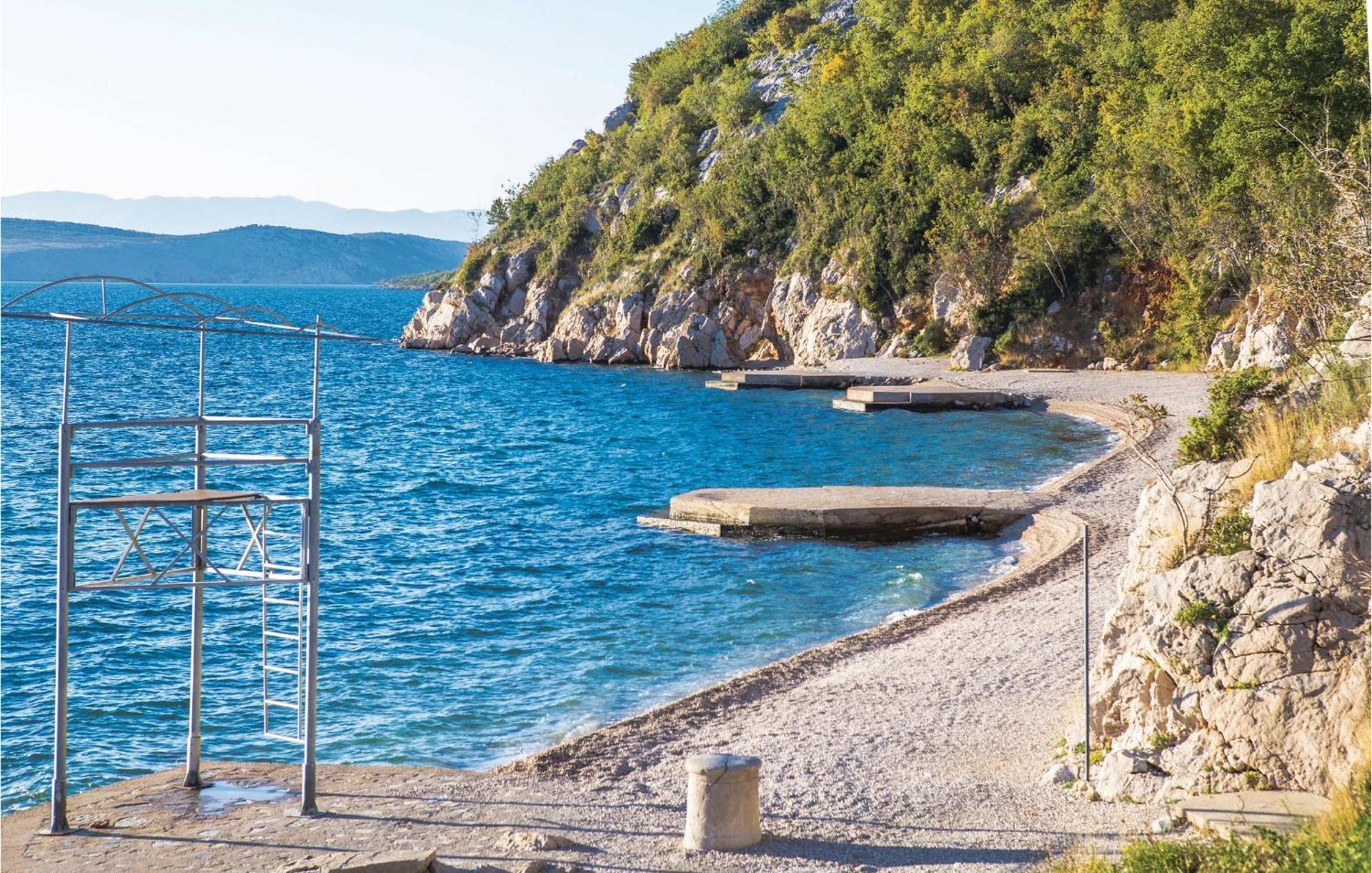 Gorgeous Apartment In Crikvenica With Kitchen Eksteriør bilde
